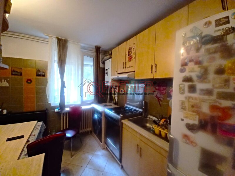 Sector 4- Str Izvorul Crisului- Apartament 3 camere